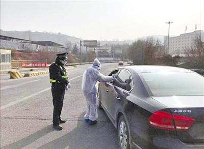 日夜堅(jiān)守，他們的“抗疫十二時(shí)辰”