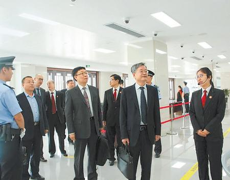 【代表委員履職故事】尚倫生代表：認真?zhèn)鬟f基層呼聲是我的職責