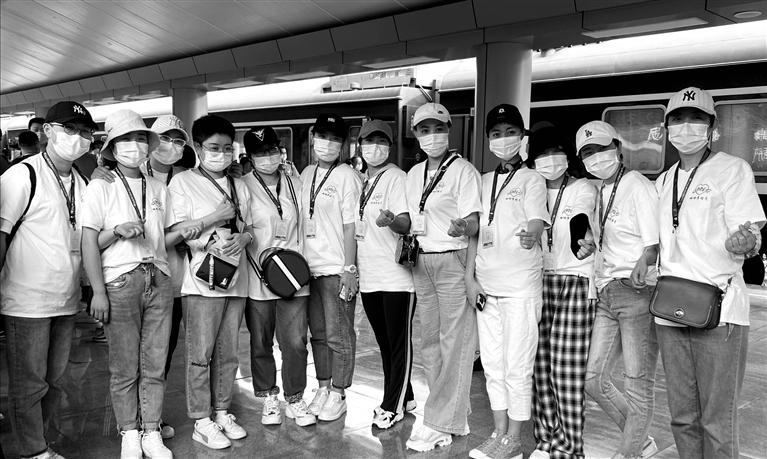 首批200名白衣天使！甘肅文旅致敬醫(yī)務(wù)人員健康休養(yǎng)活動(dòng)開(kāi)啟