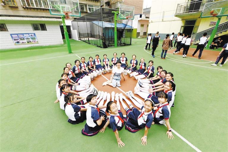 我們畢業(yè)啦！