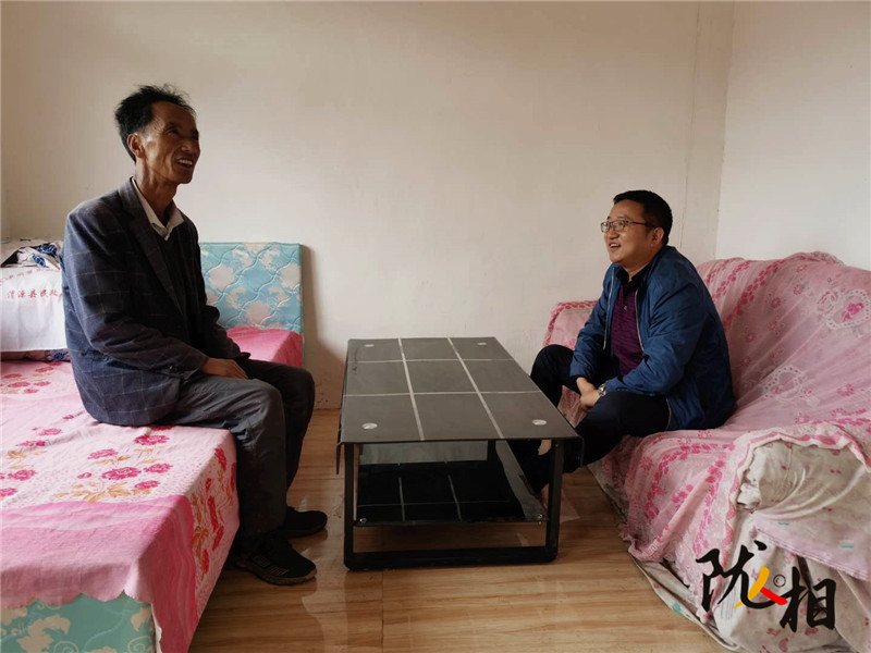 【隴人相】以扶貧為己任 把村民當親人——記元古堆村黨支部第一書記、駐村幫扶工作隊隊長陳元兵