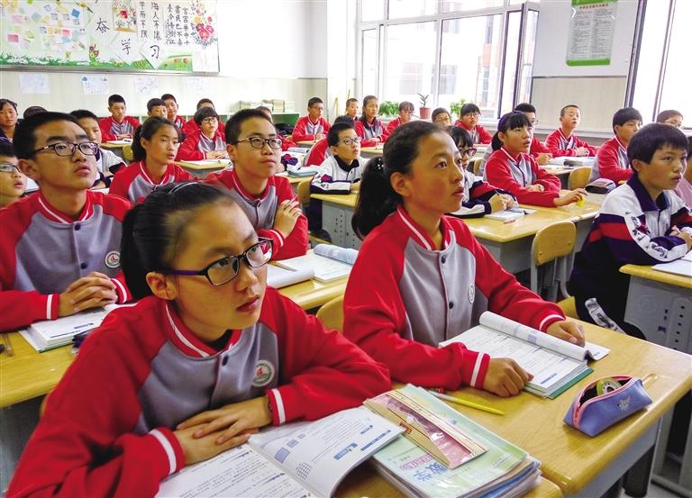 義務教育階段大班額比例低于1% 高考總體上線率穩(wěn)步增長 蘭州市教育發(fā)展體系進一步完善