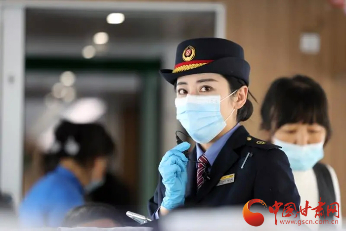 農(nóng)歷小年火車票今起開搶！這些信息你要知道