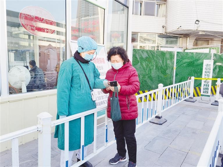 智能生活下，老年人的“數(shù)字鴻溝”如何跨越？