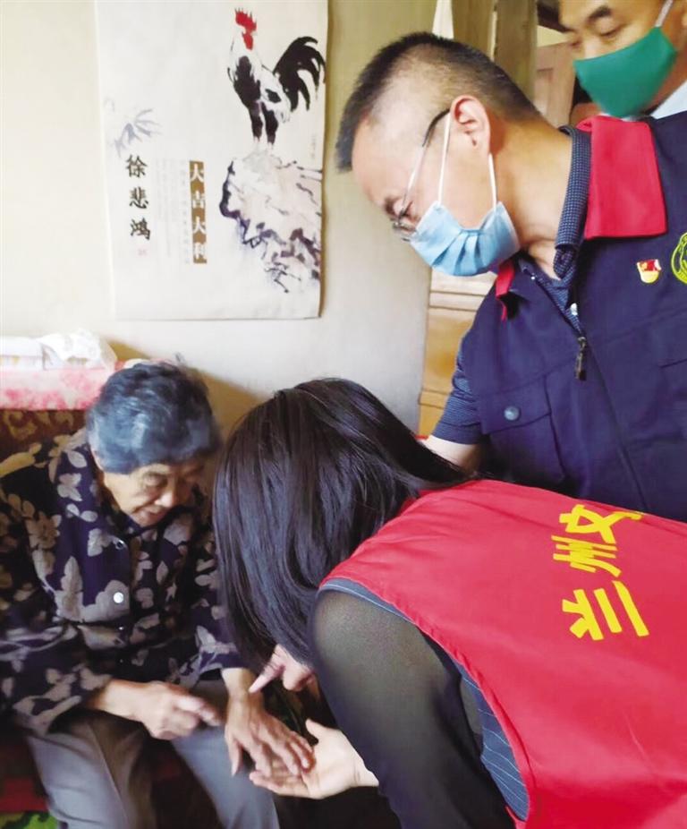 在公益志愿服務(wù)中踐行初心使命——記中國好人、城關(guān)區(qū)一方公益慈善協(xié)會黨支部書記高平