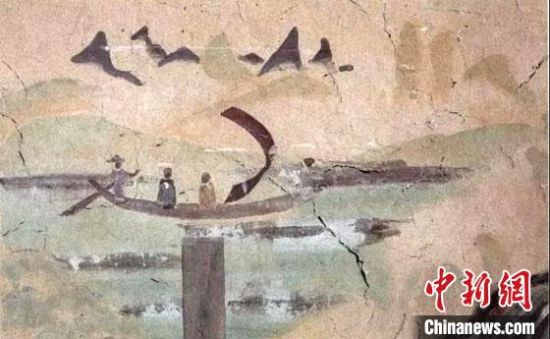 “一人搖櫓晃扁舟，兩人撐篙水上漂?！眻D為莫高窟第323窟《搖櫓帆船》（初唐）?！《鼗脱芯吭汗﹫D