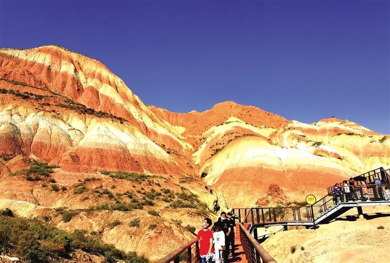 攜程《2021年國(guó)慶假期出游總結(jié)報(bào)告》出爐  西安、上海、北京、西寧、成都成甘肅省主要客源地