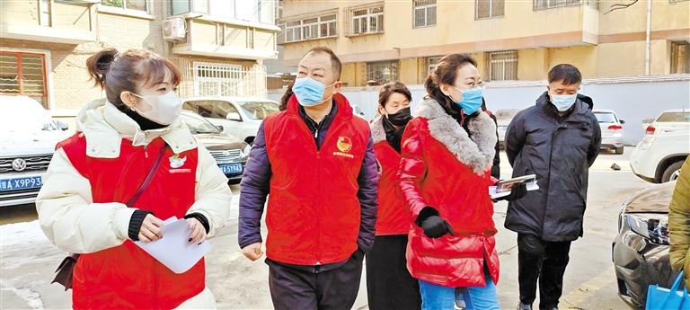 【新春走基層】解決雞毛蒜皮 感受社區(qū)“微幸?！?>
        </a><em>【新春走基層】解決雞毛蒜皮 感受社區(qū)“微幸福”</em></li>
    <li><a  target=