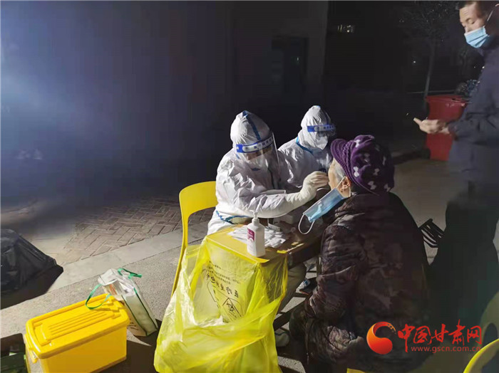 專家詳解新版新冠診療方案：為何輕型病例可以不住院了？