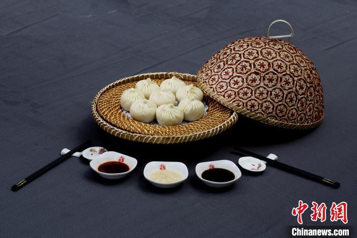 圖為甘肅臨夏回族自治州美味——河州包子。(資料圖) 臨夏州委宣傳部供圖