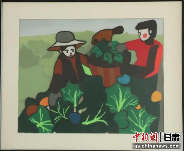 皋蘭縣高原夏菜項目幫助當(dāng)?shù)貗D女增收致富。刺繡 黃淑娟 繡稿 趙海科